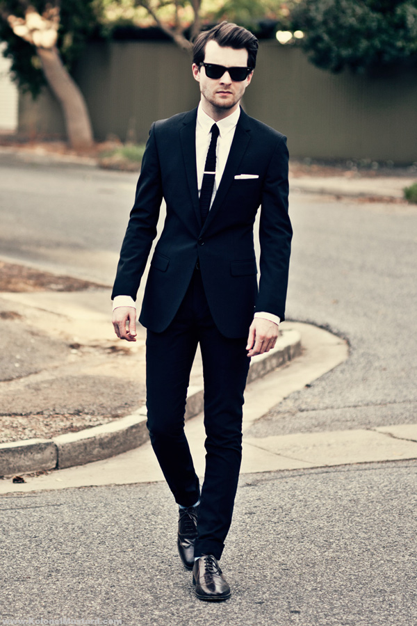 Black bowtie with regular black suit