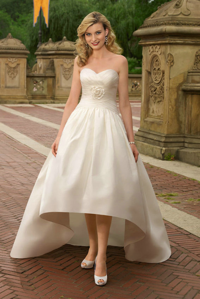 Sweetheart Pleated Ruched Taffeta High To Low Puffy Ivory Flower Casual Wedding Gowns