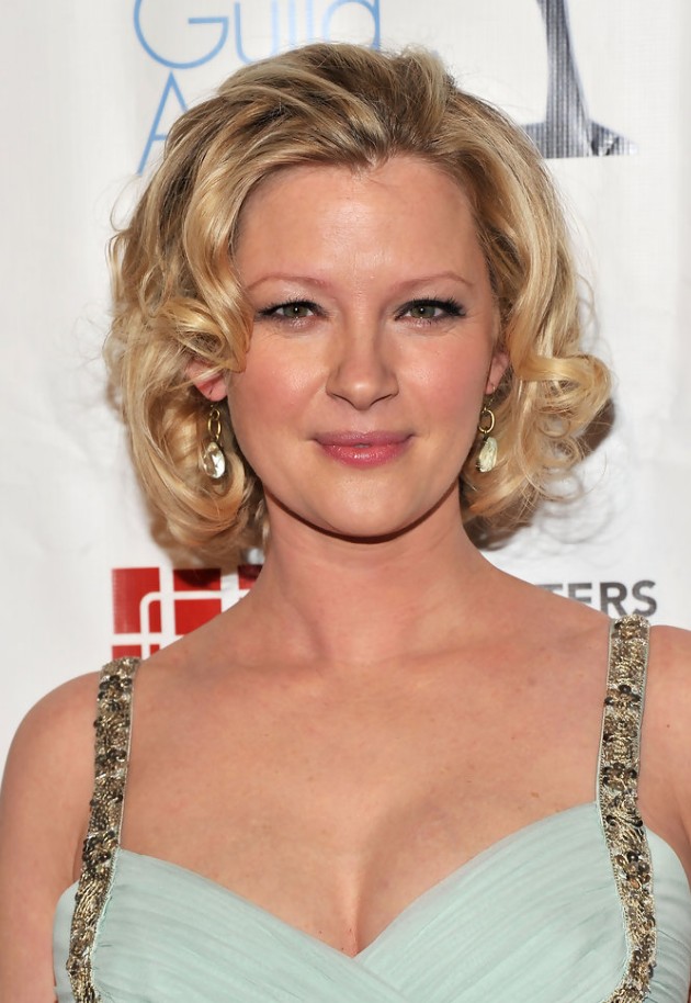 celebrity short curly hairstyles
