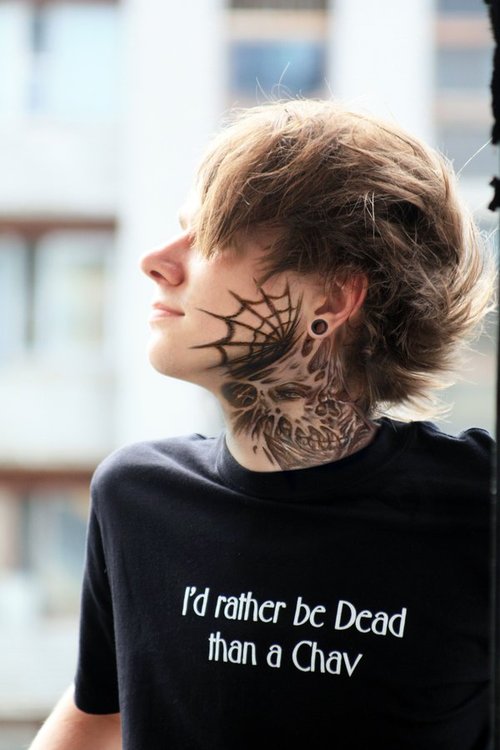 spide face tattoo
