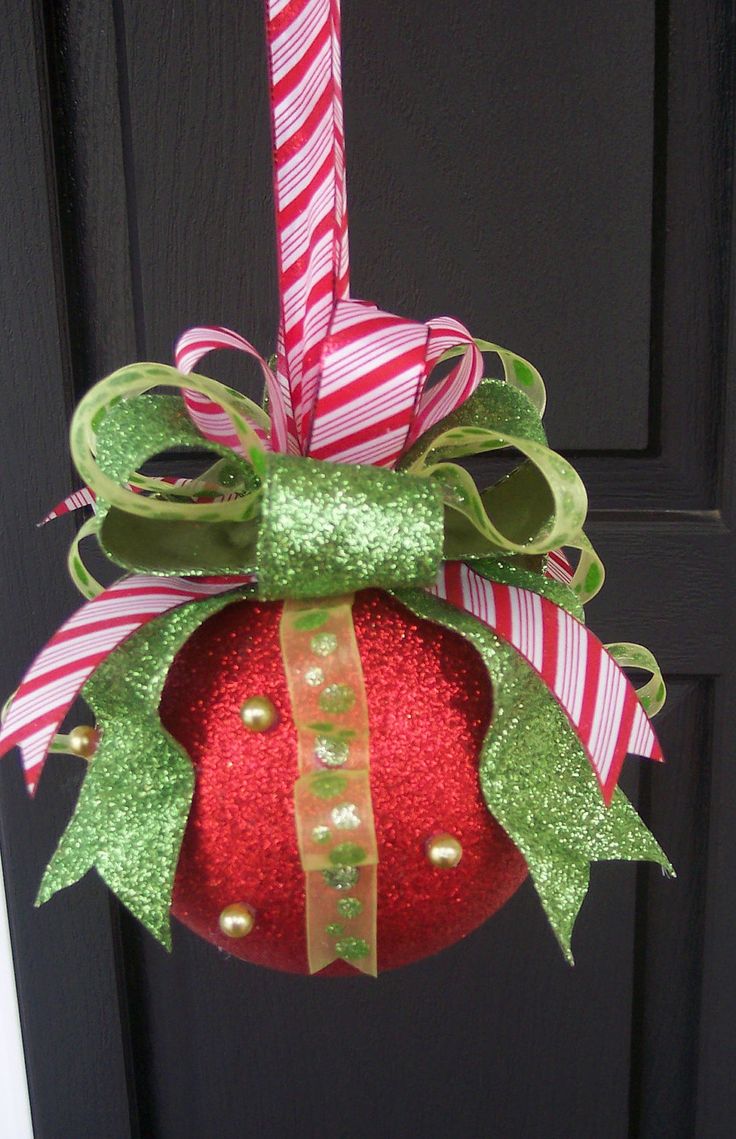 Christmas Decoration Kissing Ball Ornament