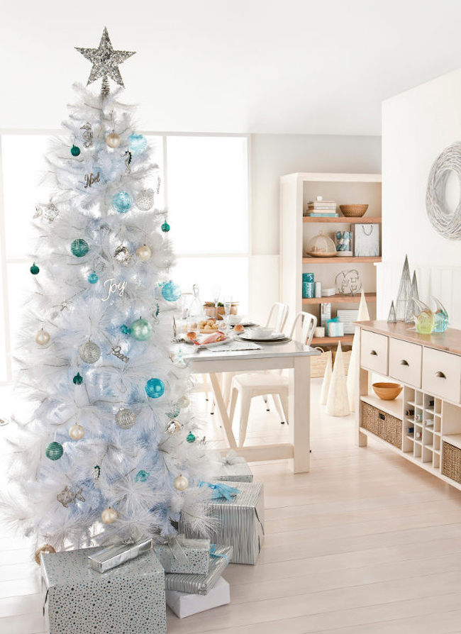 Christmas Tree Decorating Ideas White And Silver Decorating