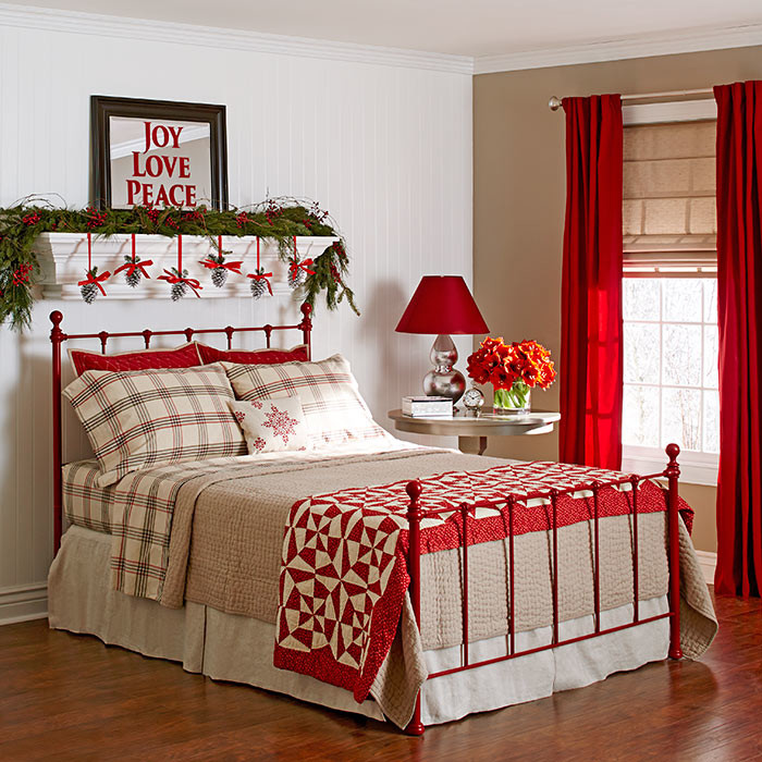 Christmas decorations simple and elegant in the bedroom