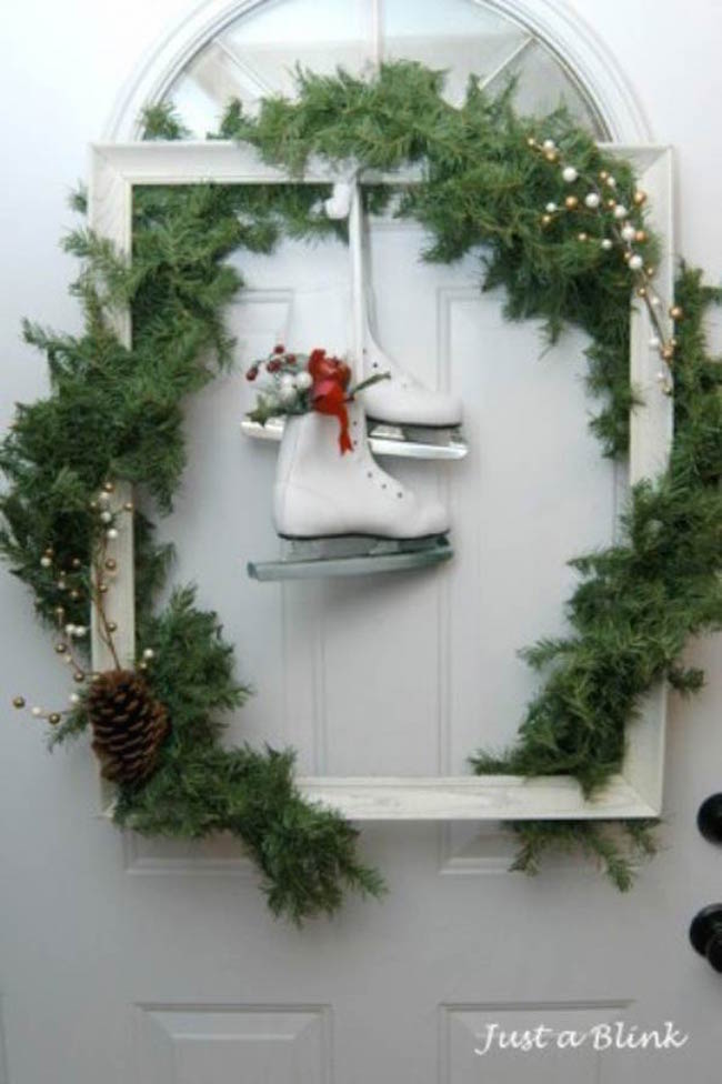 Cool Outdoor Christmas Wreaths Decorating Ideas