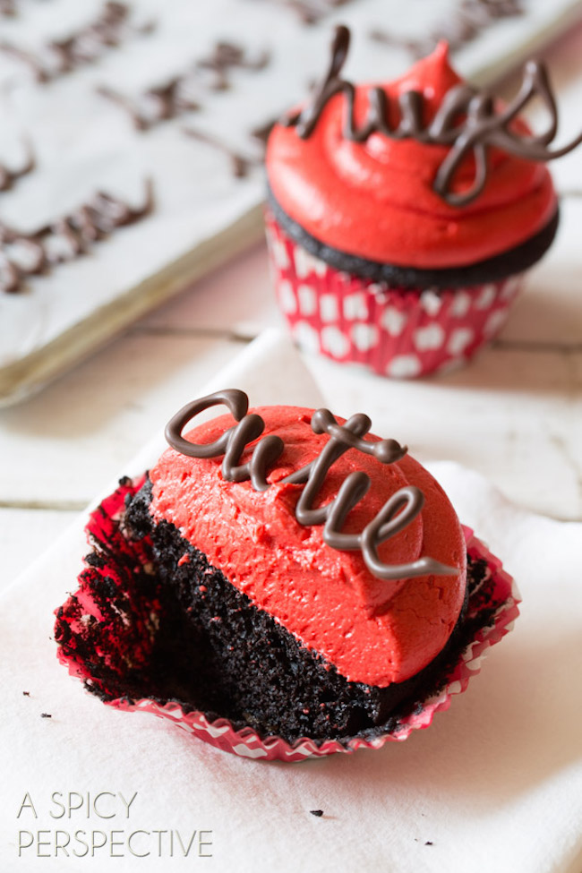 Perfect Dark Chocolate Cupcake Recipe with Red Velvet Frosting