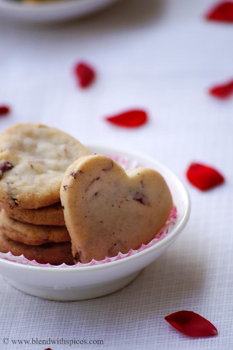 eggless rose cookies