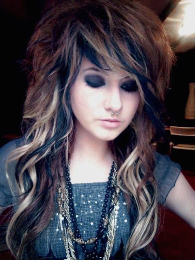 20 Emo Hairstyles for Girls - Feed Inspiration
