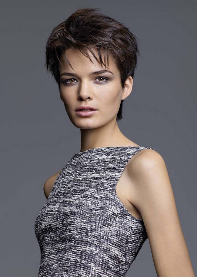 Short haircut for women with thick hair and oval face