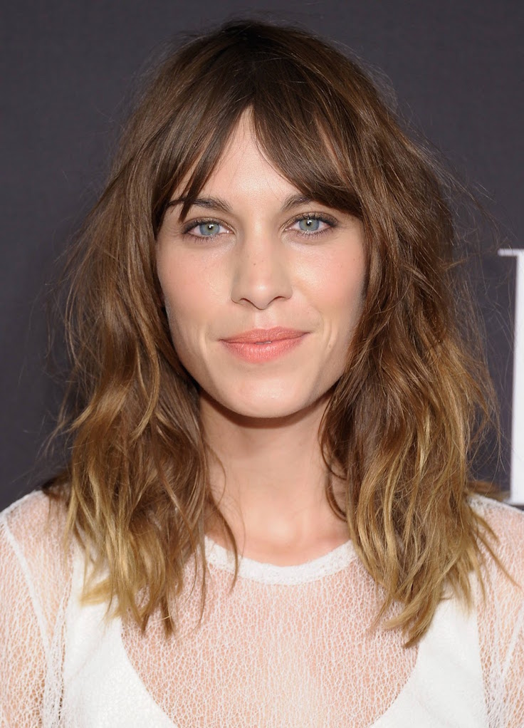 hairstyles for medium length hair with bangs