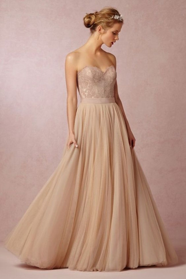20 Non Traditional Wedding Dresses Your Wedding Special ...