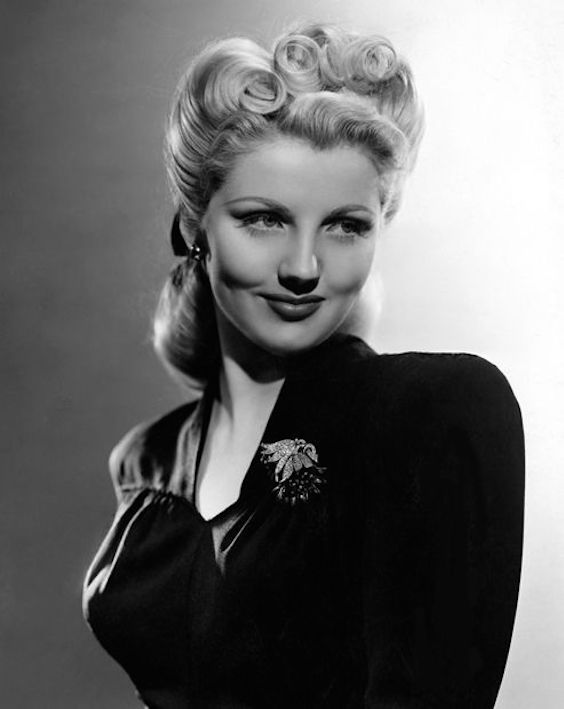 Dolores Moran 1940's Hairdo
