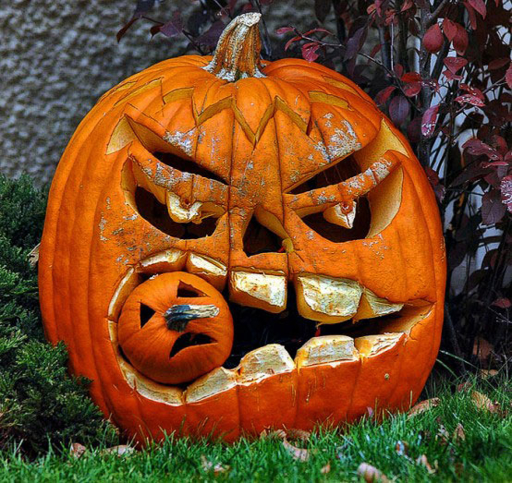 Fair Unique Halloween Pumpkin Carving Designs