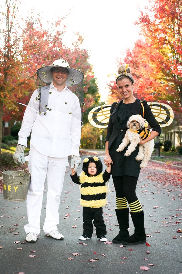 Family halloween costume themes