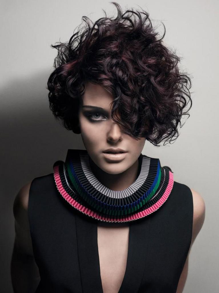 Funky Short Hairstyles For Oval Faces