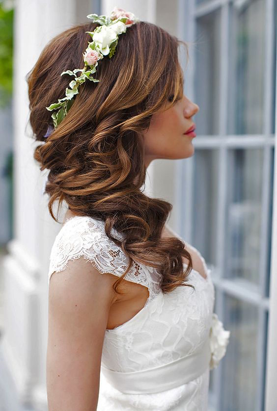 Gorgeous Curly Wedding Hair Bouquets