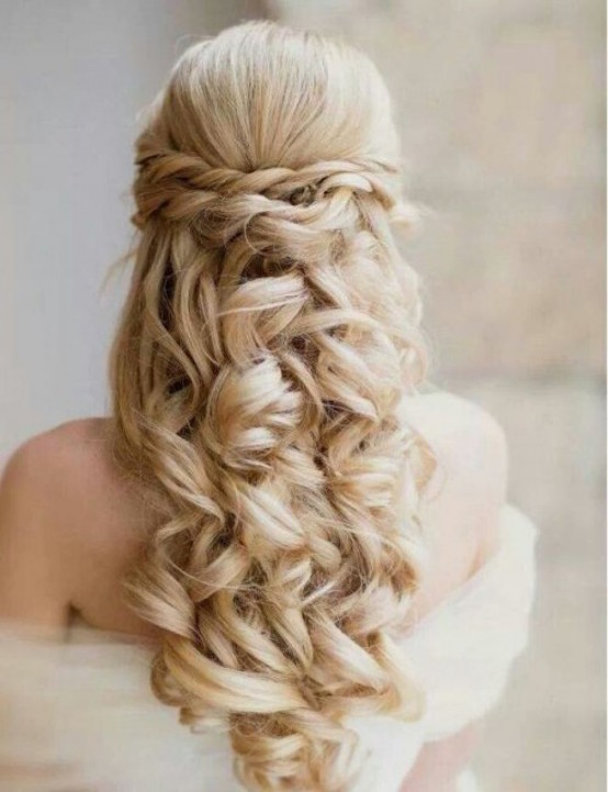 Homecoming Hairstyle For Women