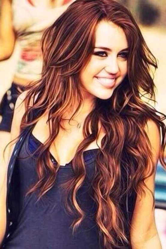 Miley Cyrus Wavy Hairstyles