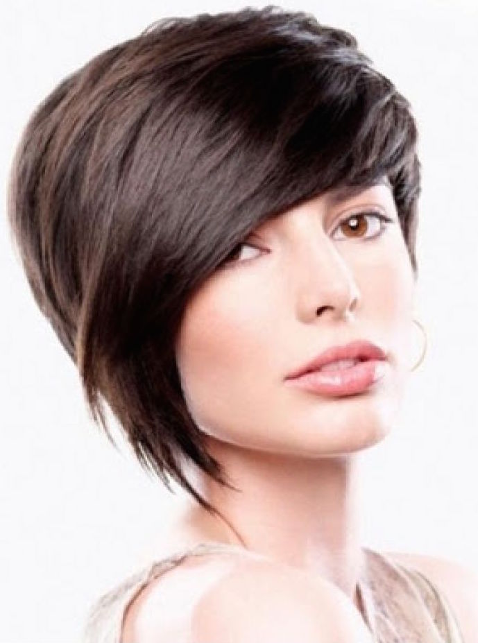 Short Haircuts For Blonde Girls