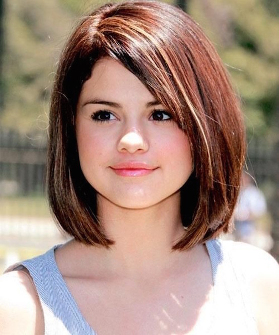 Short Hairstyles with Round Faces
