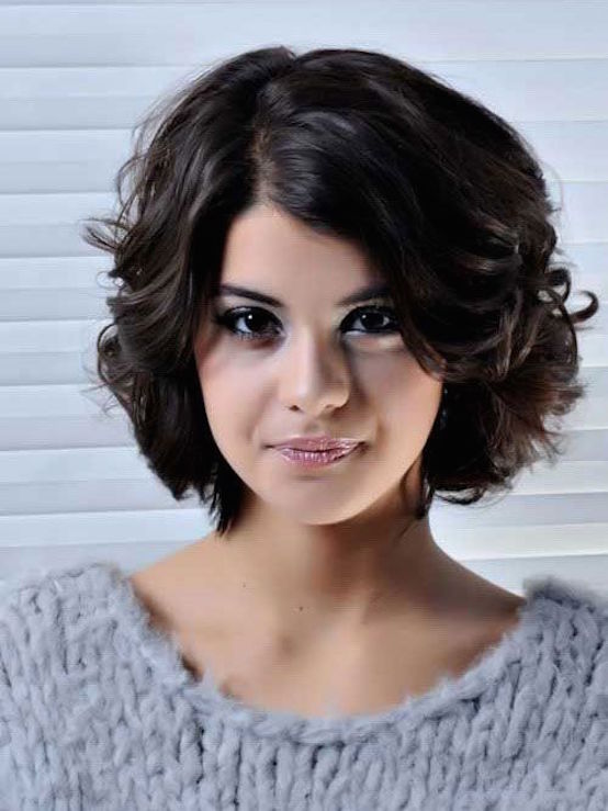 Unique Short Hairstyles for Oval Face