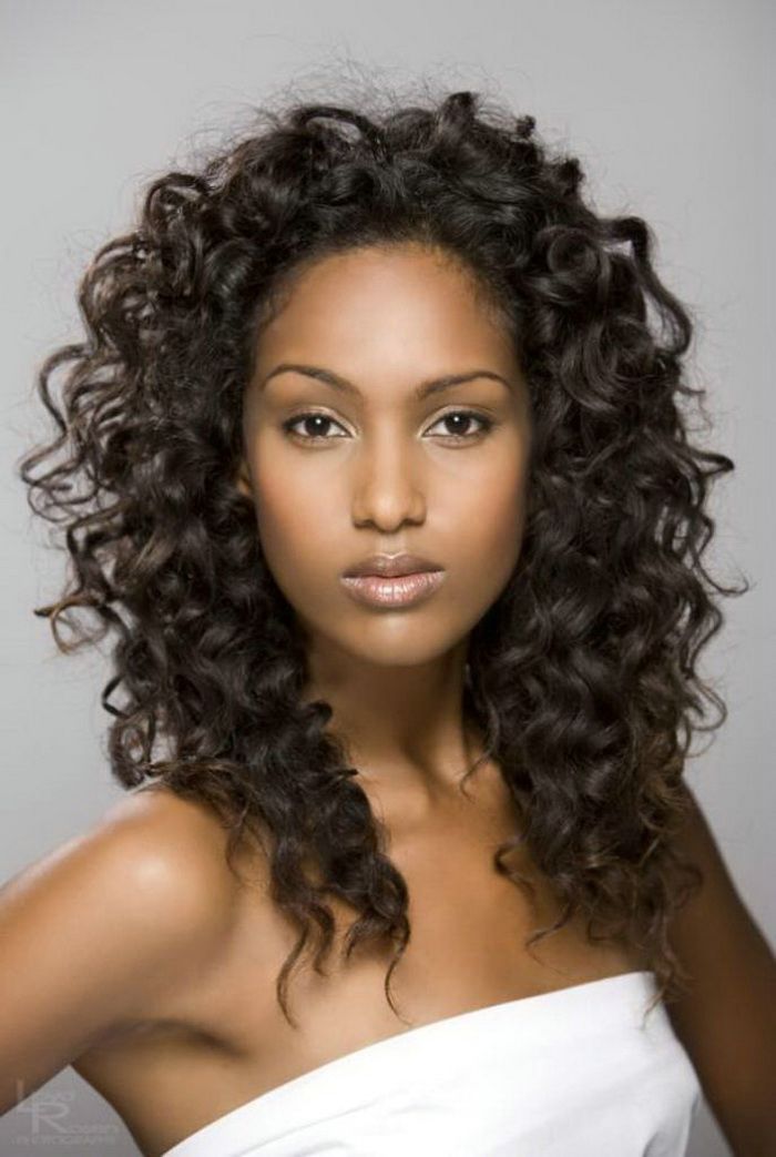 cute hairstyles for curly hair