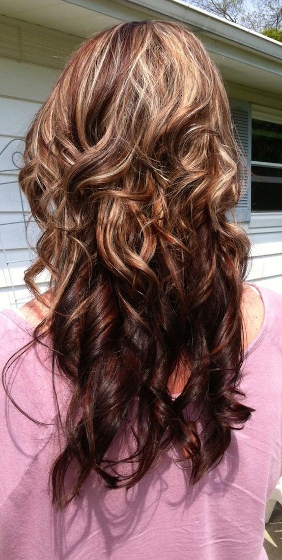 light brown hair with red and dark brown highlights
