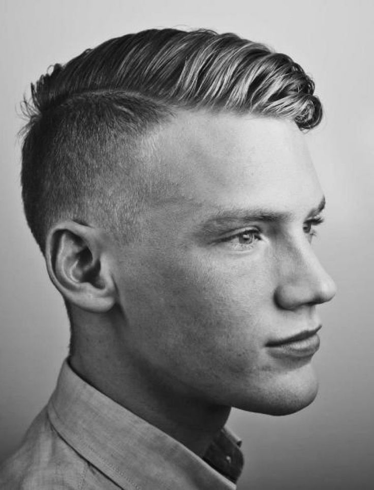 mens side part short hairstyle