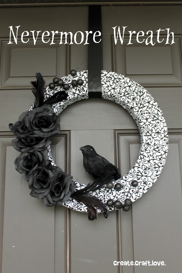 Black and White Halloween Wreath