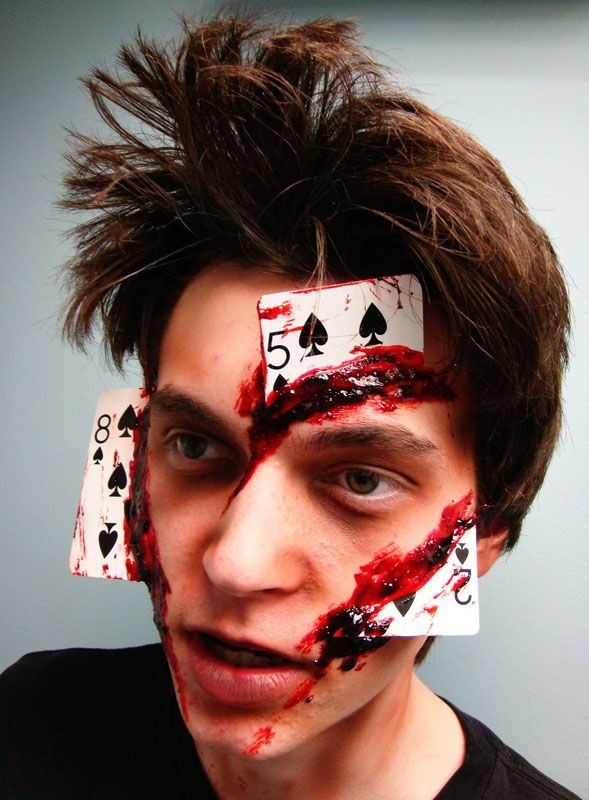 Card cutting face