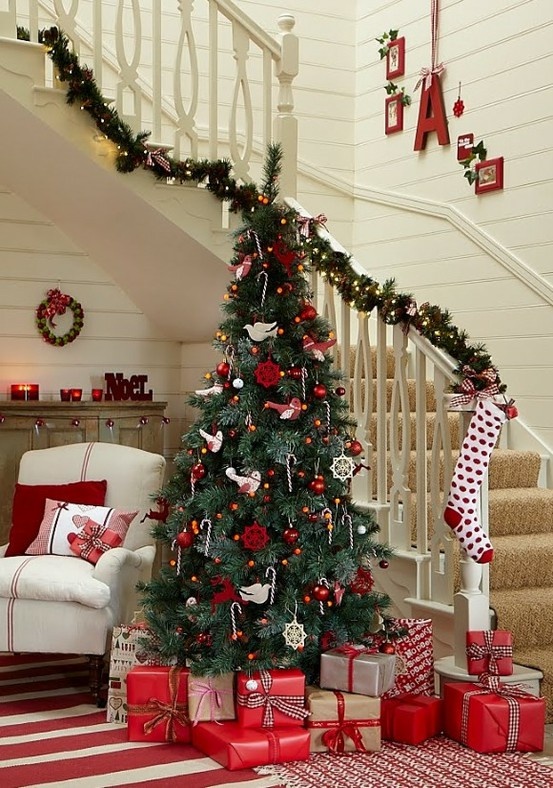 christmas decorating ideas stairs