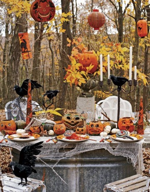 Cozy Halloween Table Decor Ideas