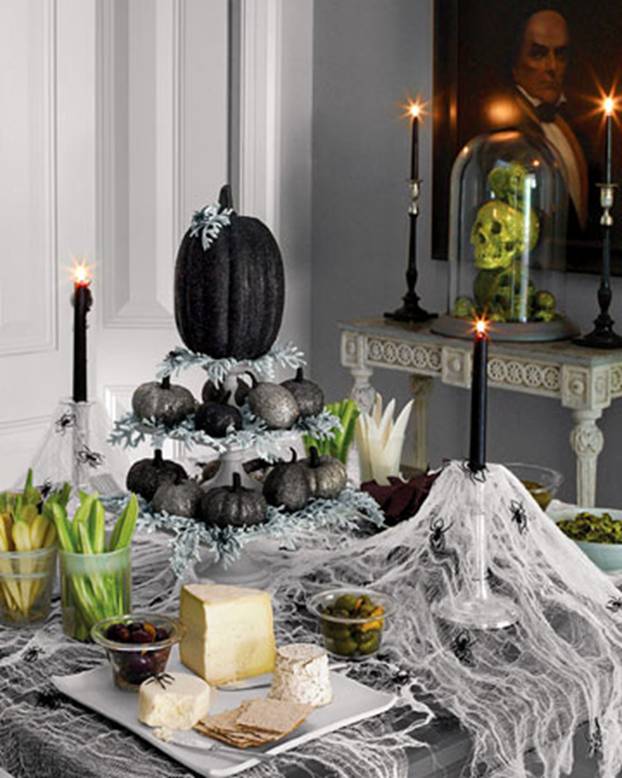 Ideas for Halloween Table Decoration