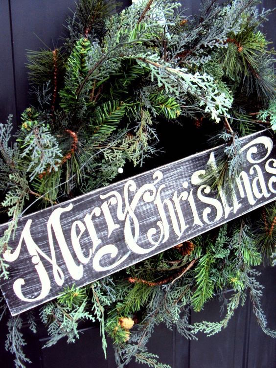 Merry Christmas Sign & Wreath