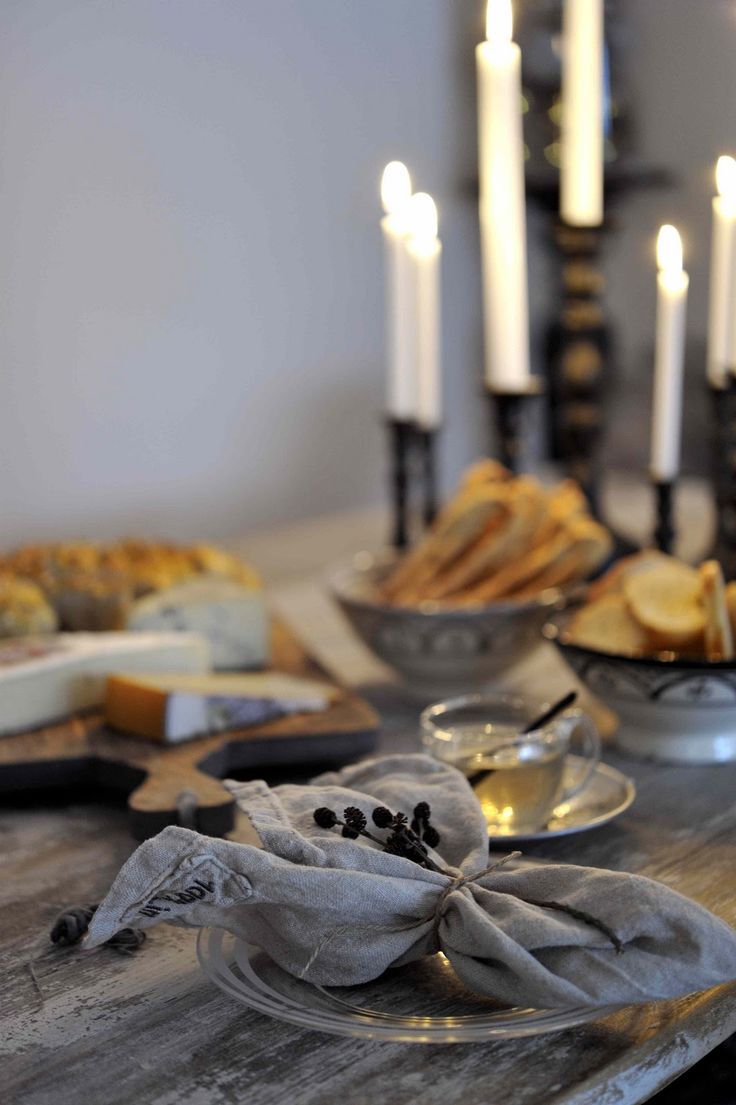 Rustic halloween table decorations