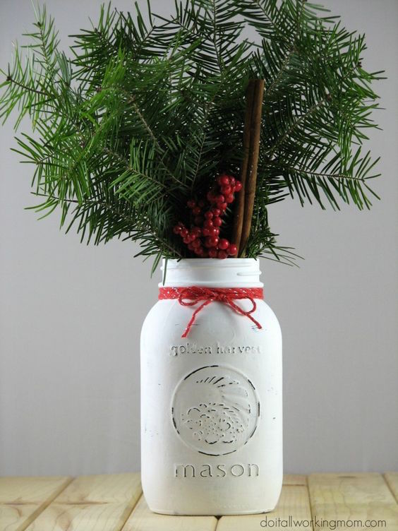 simple christmas mason jar decoration