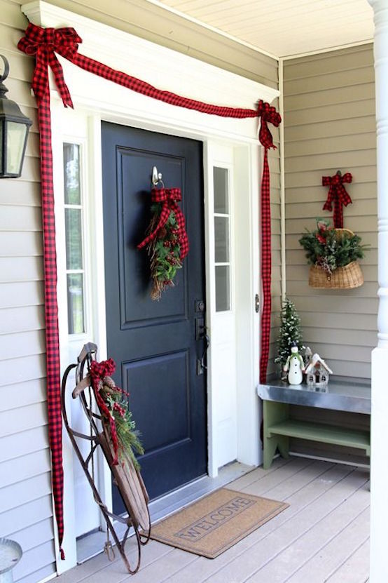 Simple front door christmas decorating ideas