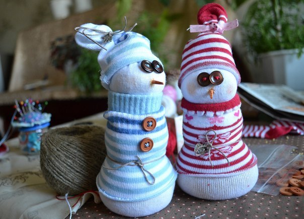 Sock snowman