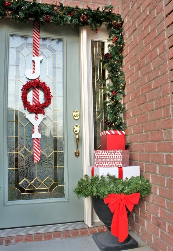 christmas front door decor idea