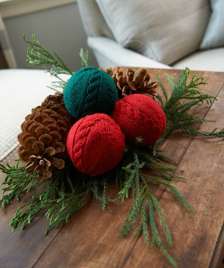 cozy knitted christmas decorations
