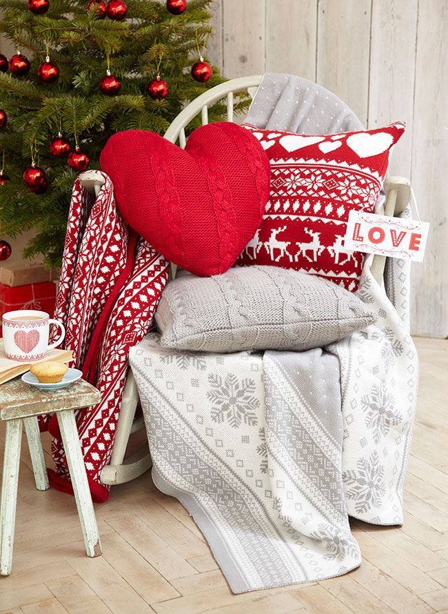 cute-knitted-christmas-decor.jpg