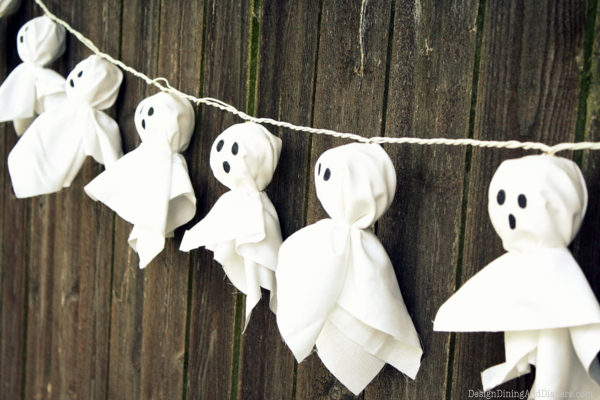 ghost garland DIY Halloween decorations
