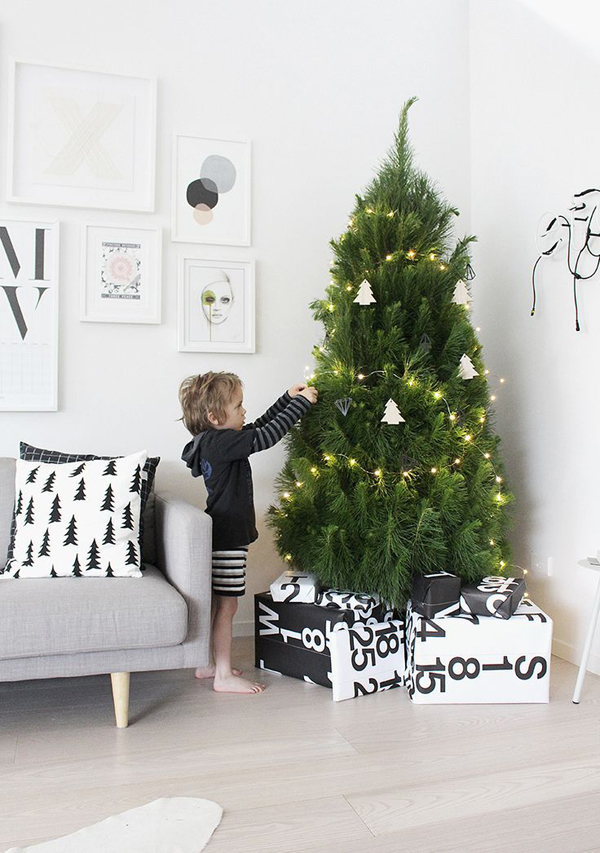 minimalist kids christmas tree decor