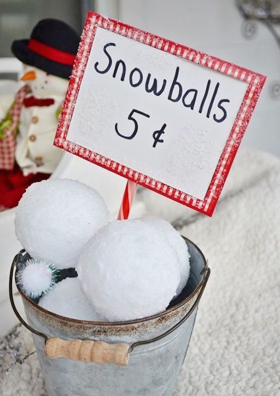 snowball decor for xmas