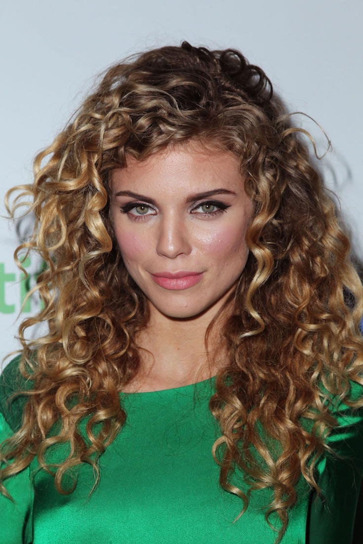 20 Quick Hairstyles For Curly Hair Womens - Feed Inspiration
