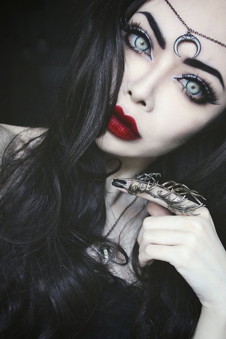 Makeup Vampir Halloween